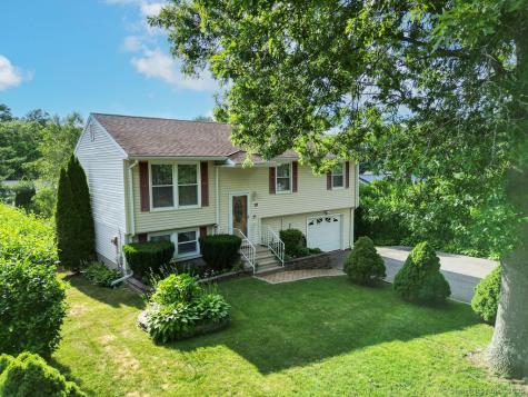 97 Celentano Drive Naugatuck CT 06770