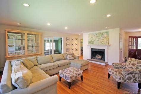 89 Driftway Road Danbury CT 06811