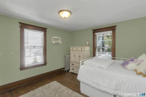 6 James Street Windsor Locks CT 06096