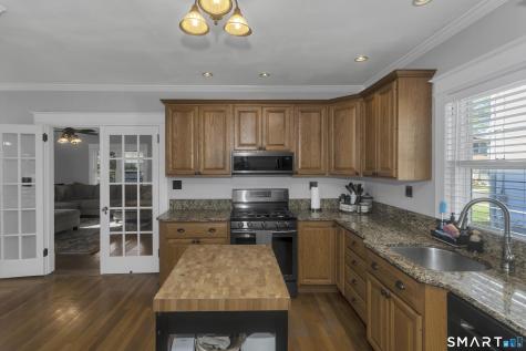 6 James Street Windsor Locks CT 06096