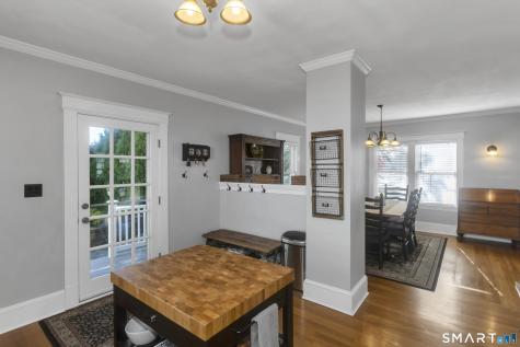 6 James Street Windsor Locks CT 06096