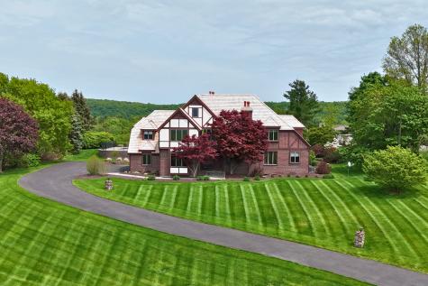 14 Turnberry Road Wallingford CT 06492
