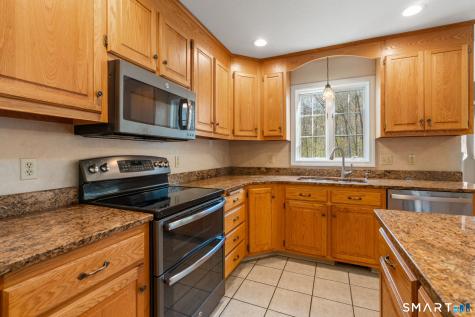 107 Country Lane Hebron CT 06248