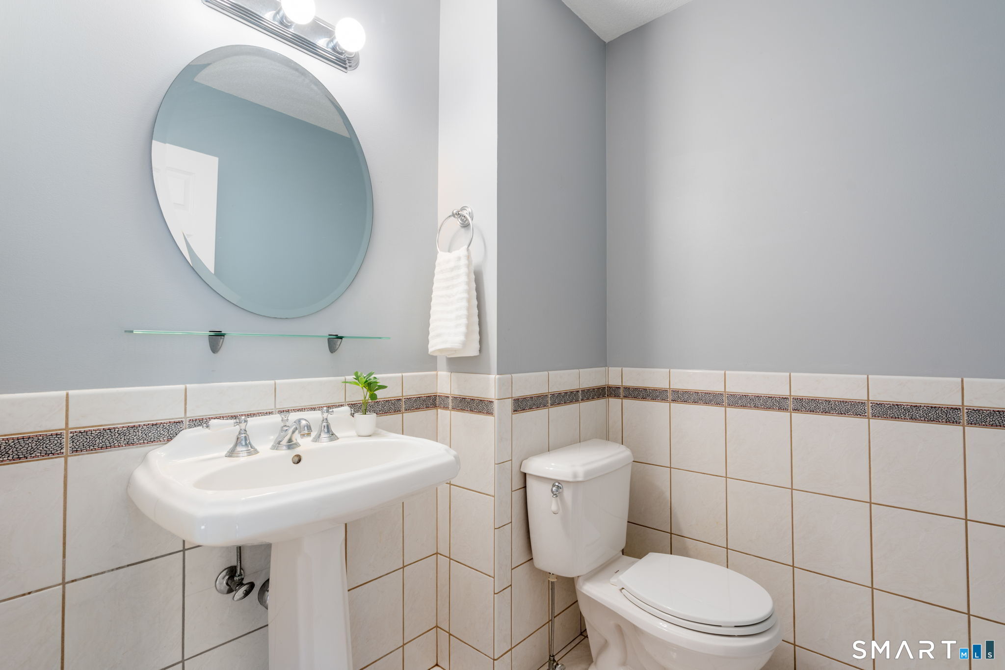 107 Country Lane Hebron CT 06248
