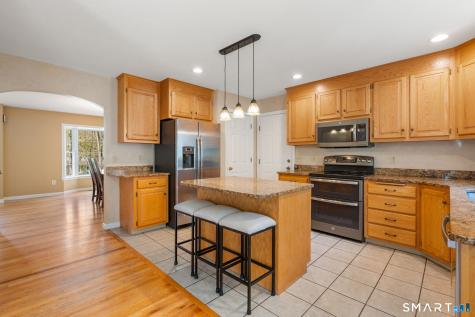 107 Country Lane Hebron CT 06248