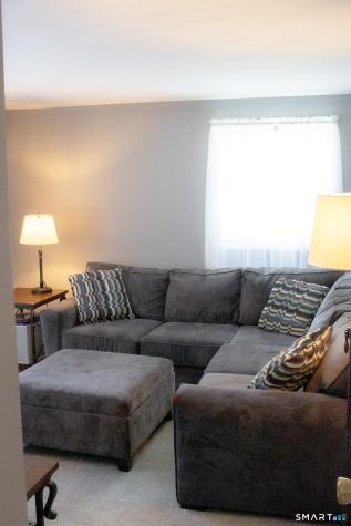 262 Wetherell Street Manchester CT 06040
