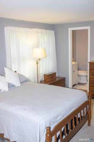 262 Wetherell Street Manchester CT 06040
