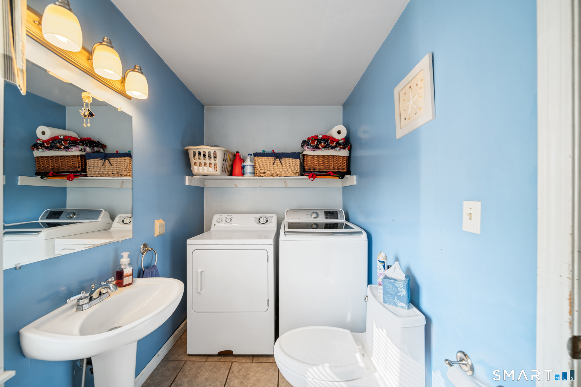 16 Fairfield Avenue Shelton CT 06484