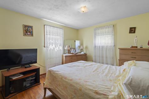 429 Mountain Road West Hartford CT 06107
