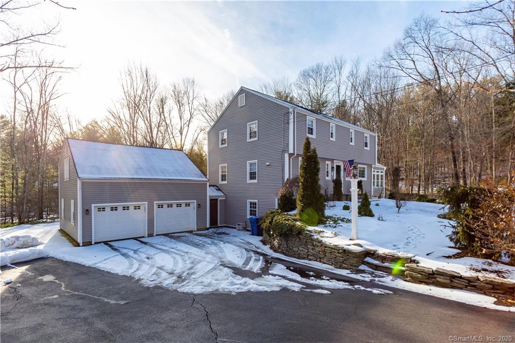77 Plank Hill Road Simsbury CT 06070