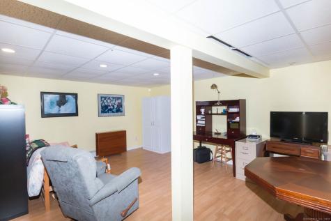 30 Pepperbush Drive Hebron CT 06231