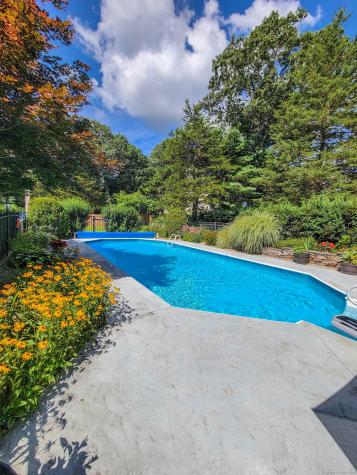 30 Pepperbush Drive Hebron CT 06231