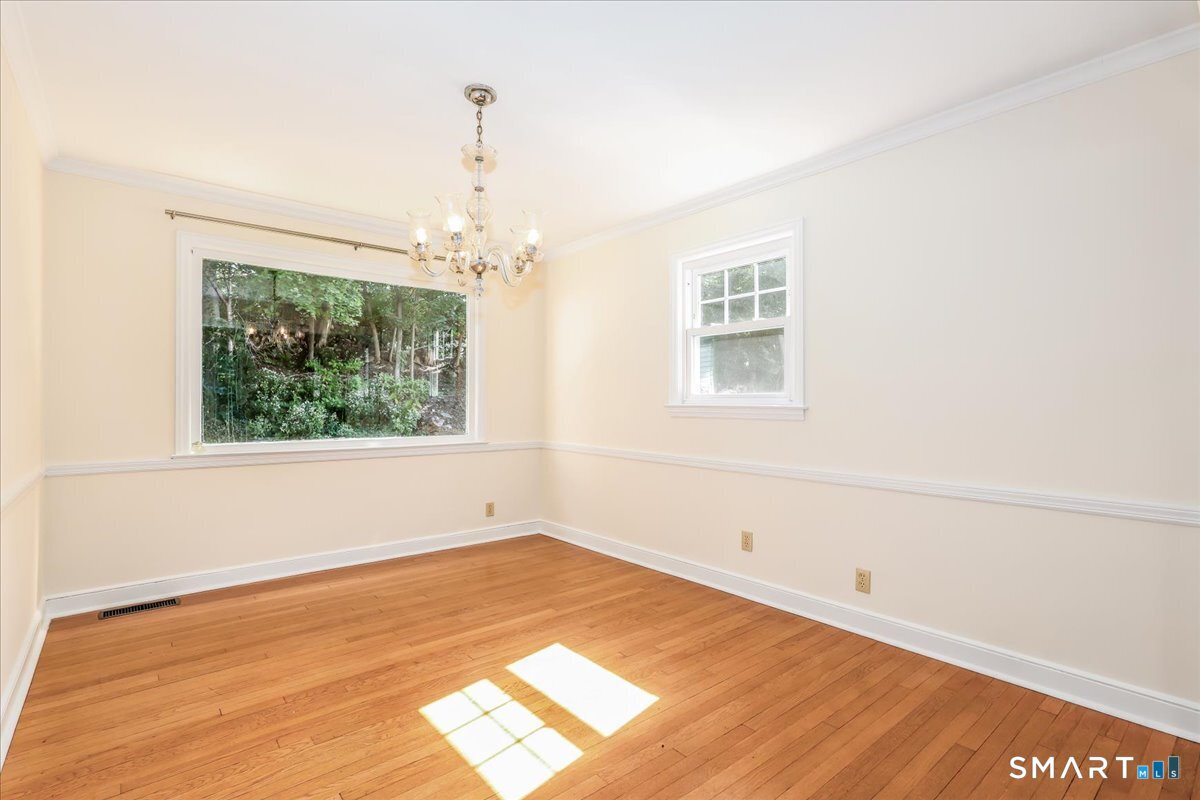 70 Benedict Avenue Fairfield CT 06825