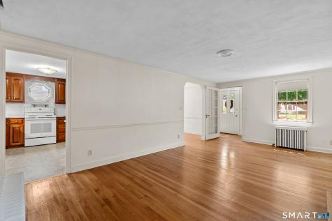 61 Chamberlain Road Wethersfield CT 06109