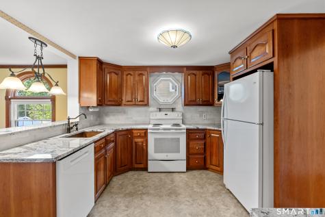 61 Chamberlain Road Wethersfield CT 06109
