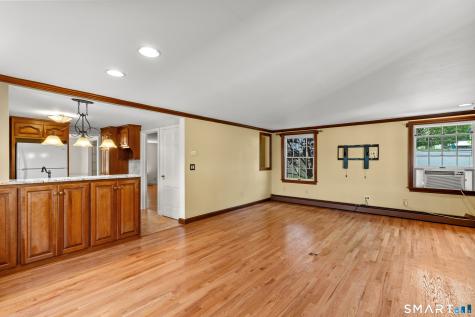 61 Chamberlain Road Wethersfield CT 06109
