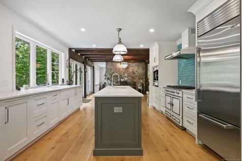31 Riverfield Drive Weston CT 06883