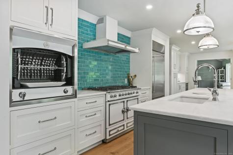 31 Riverfield Drive Weston CT 06883