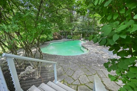 31 Riverfield Drive Weston CT 06883