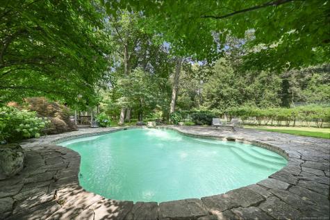 31 Riverfield Drive Weston CT 06883