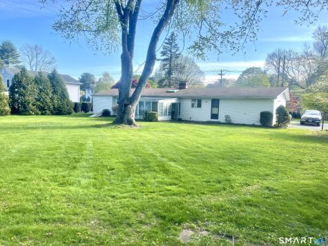 2698 Easton Turnpike Fairfield CT 06825