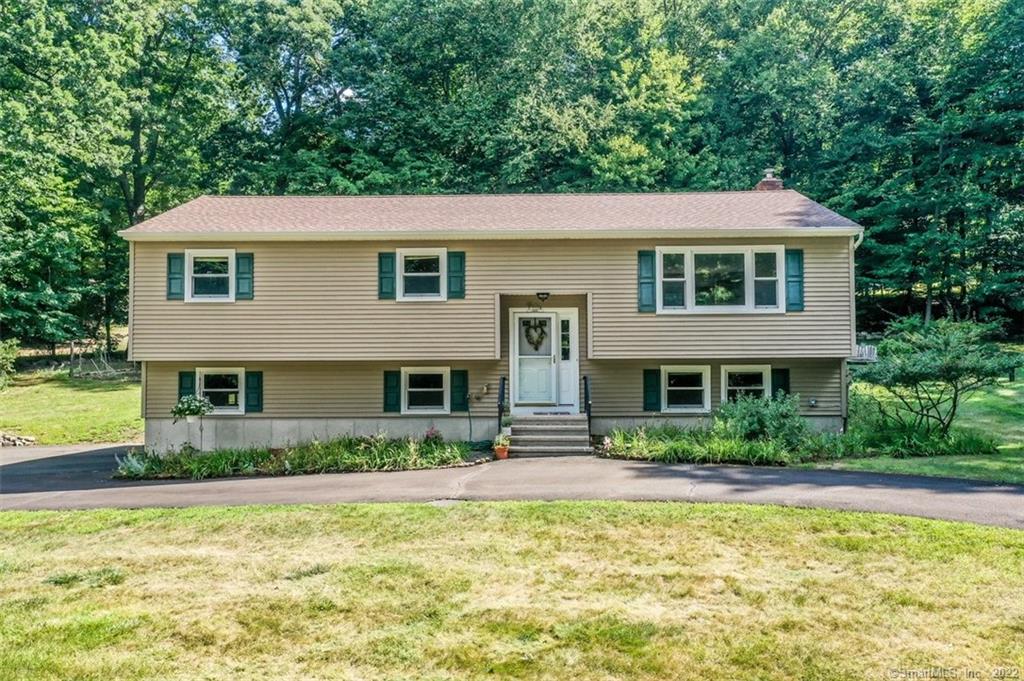 15 Roberts Drive Bethel CT 06801
