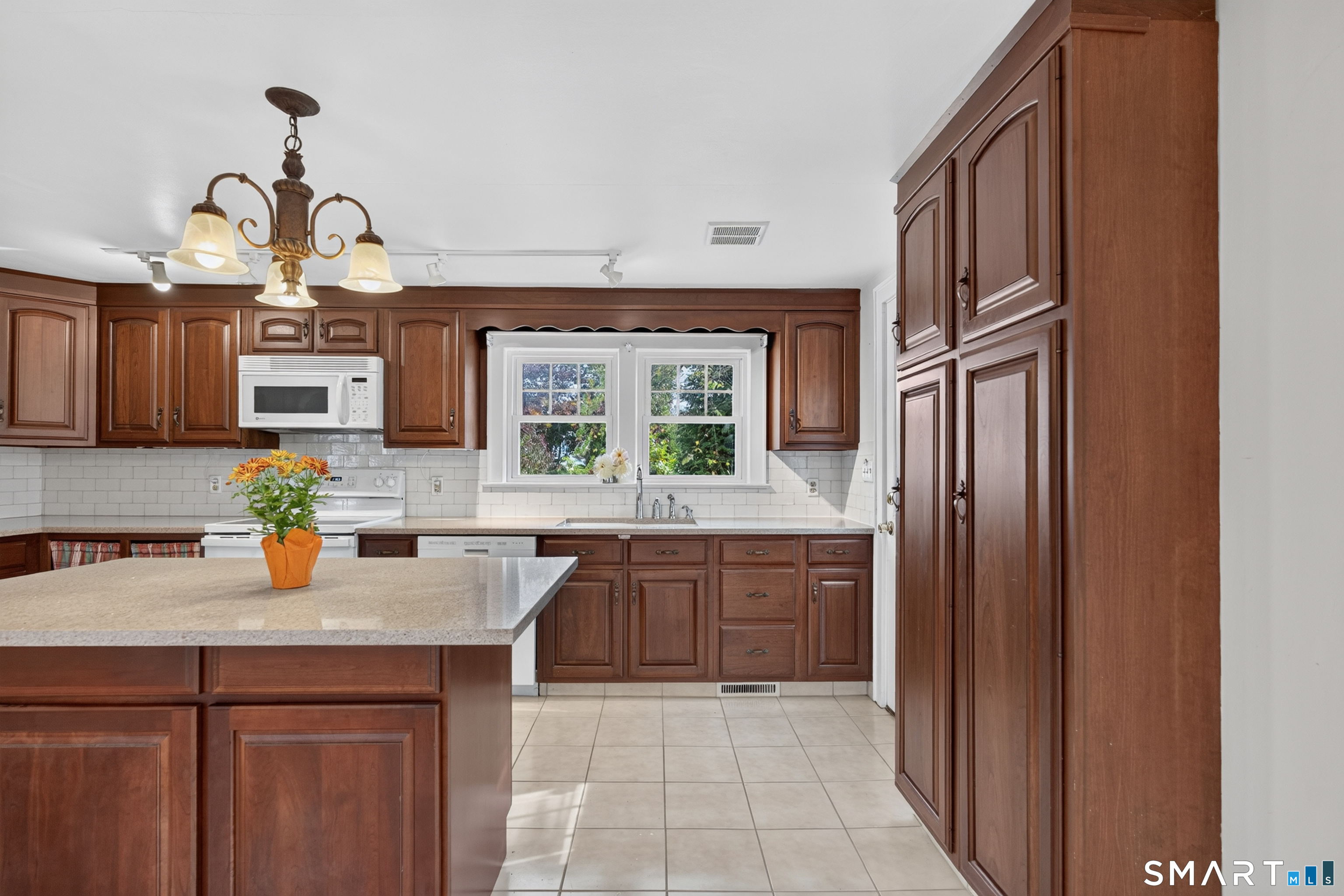 225 North Water Street Stonington CT 06378