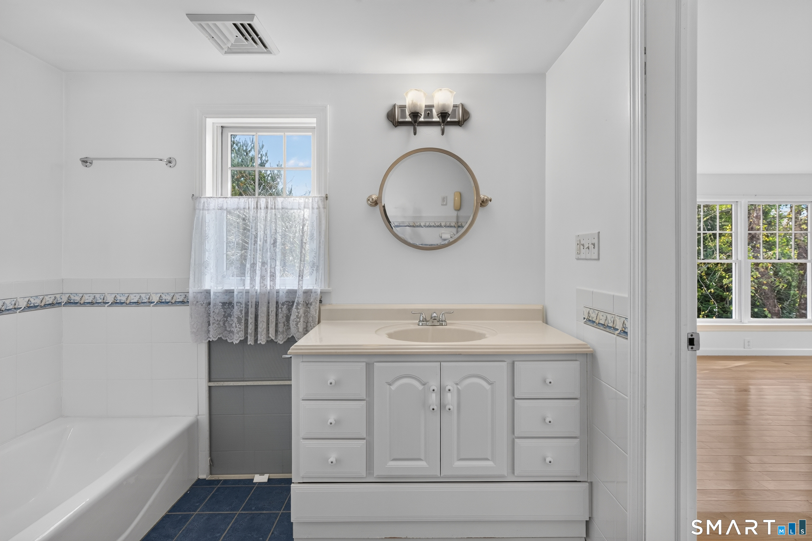 225 North Water Street Stonington CT 06378