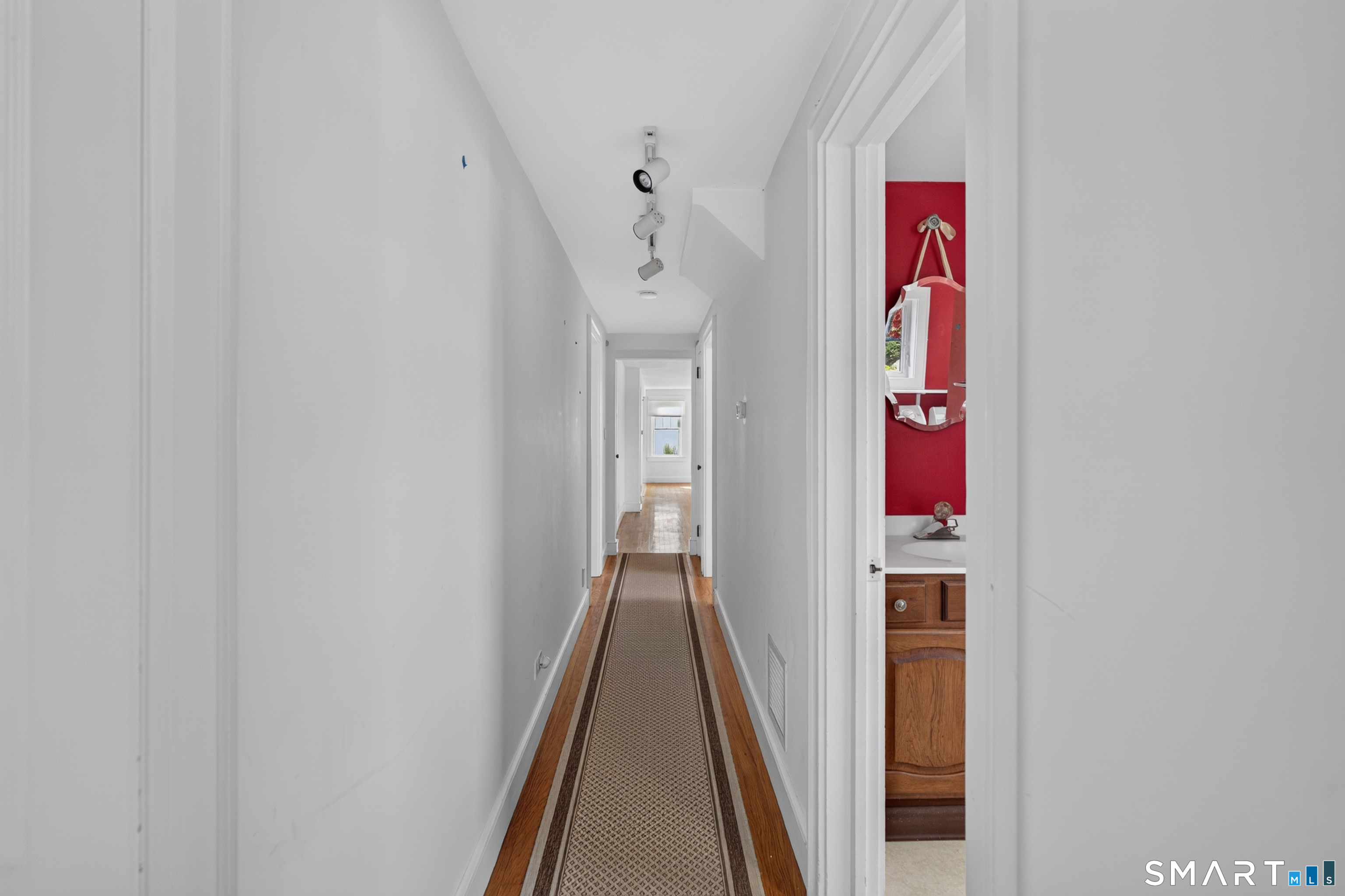 225 North Water Street Stonington CT 06378