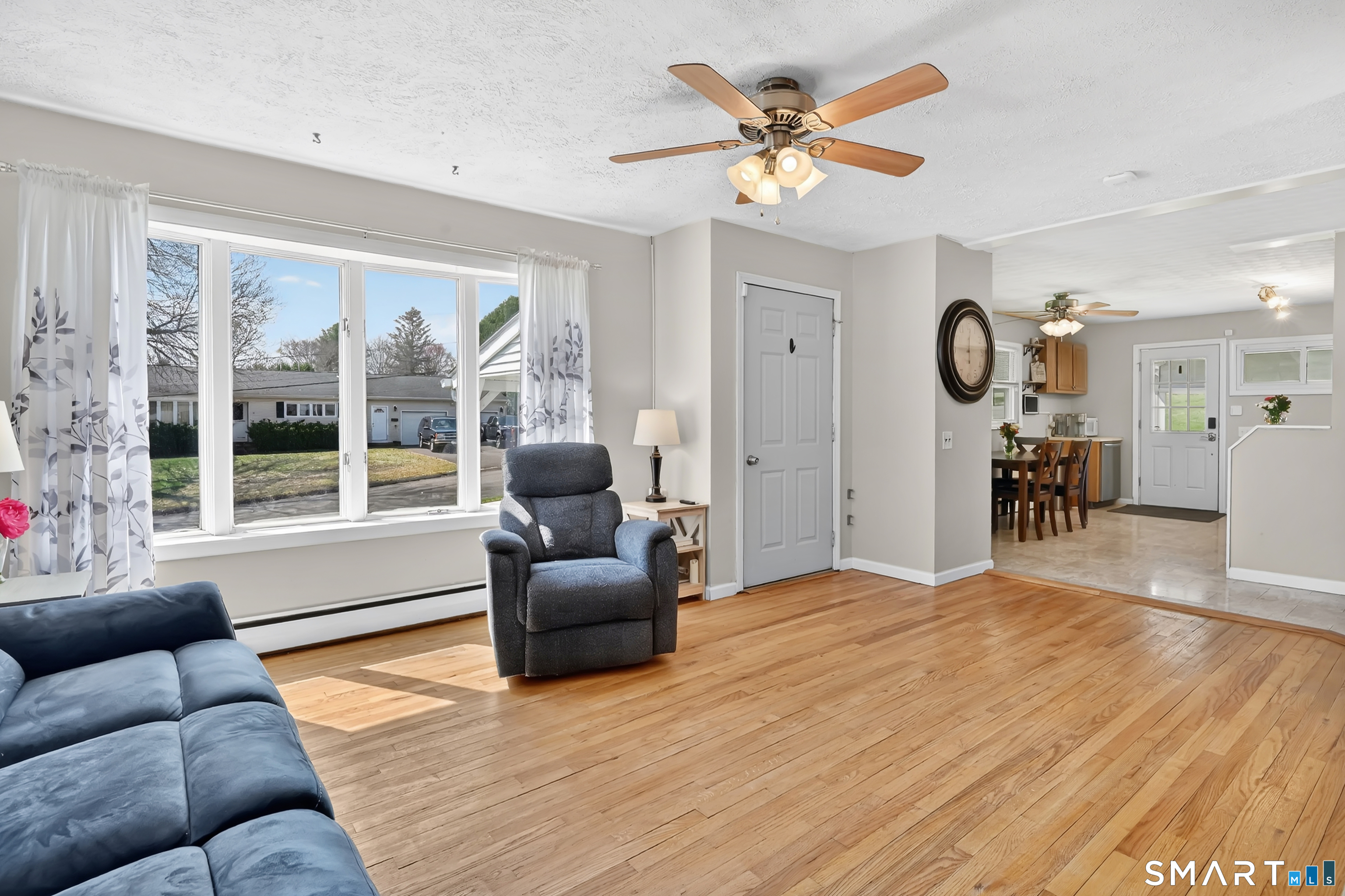 15 Meade Lane Enfield CT 06082