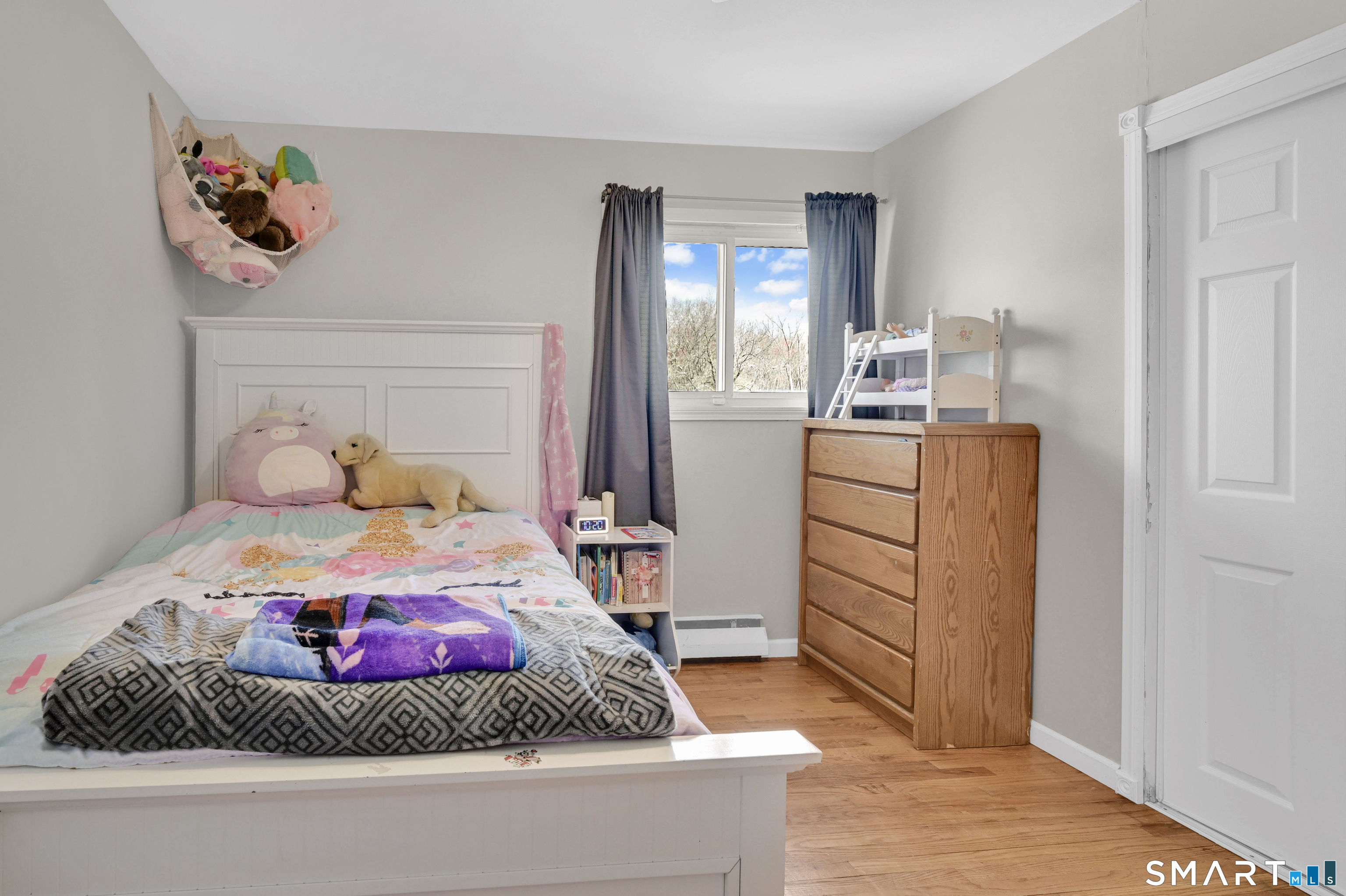 15 Meade Lane Enfield CT 06082