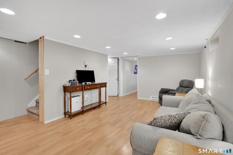 15 Meade Lane Enfield CT 06082