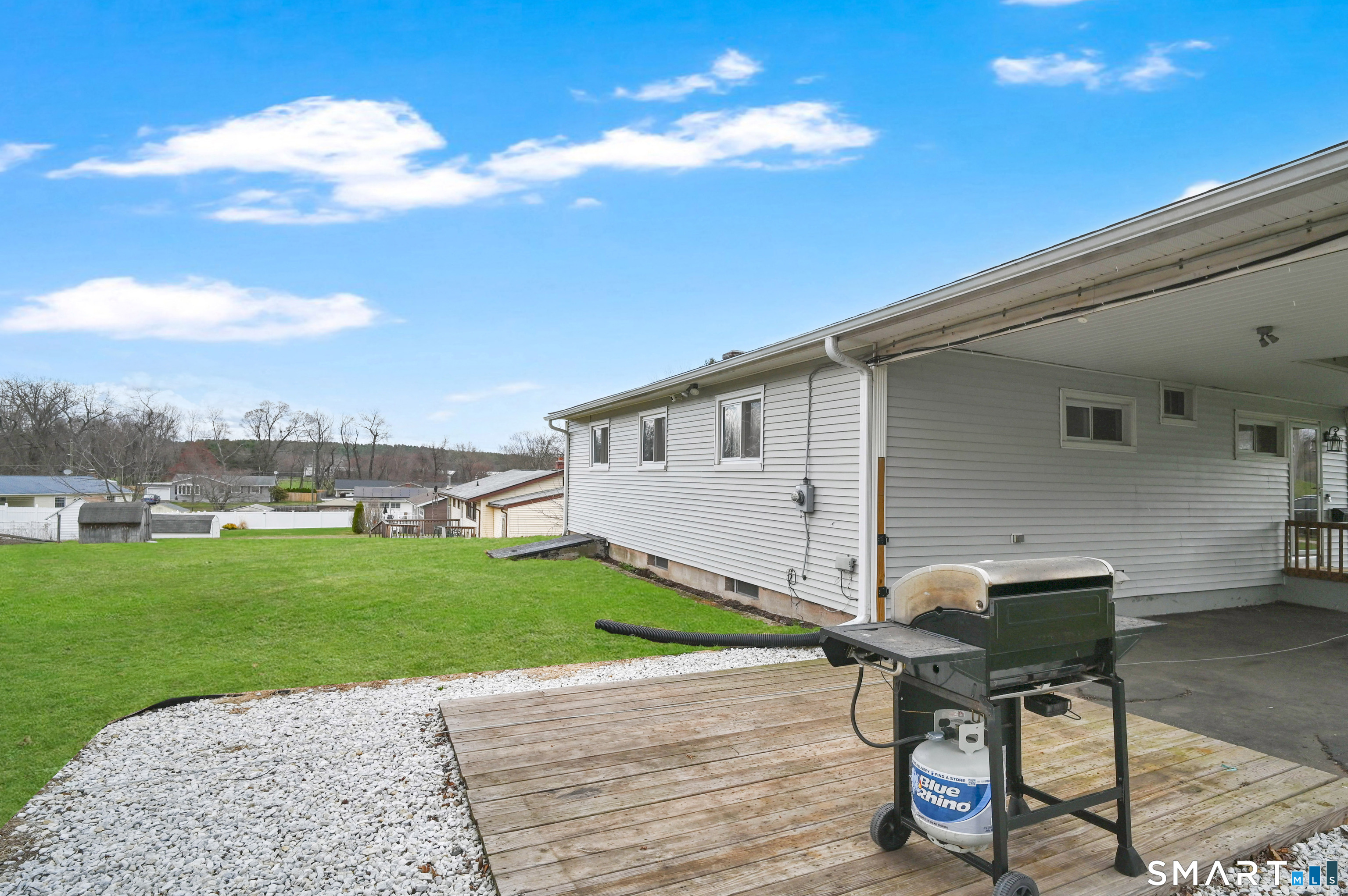 15 Meade Lane Enfield CT 06082