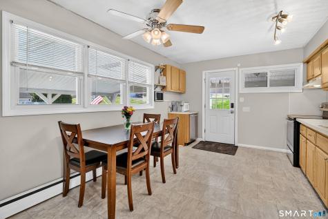 15 Meade Lane Enfield CT 06082