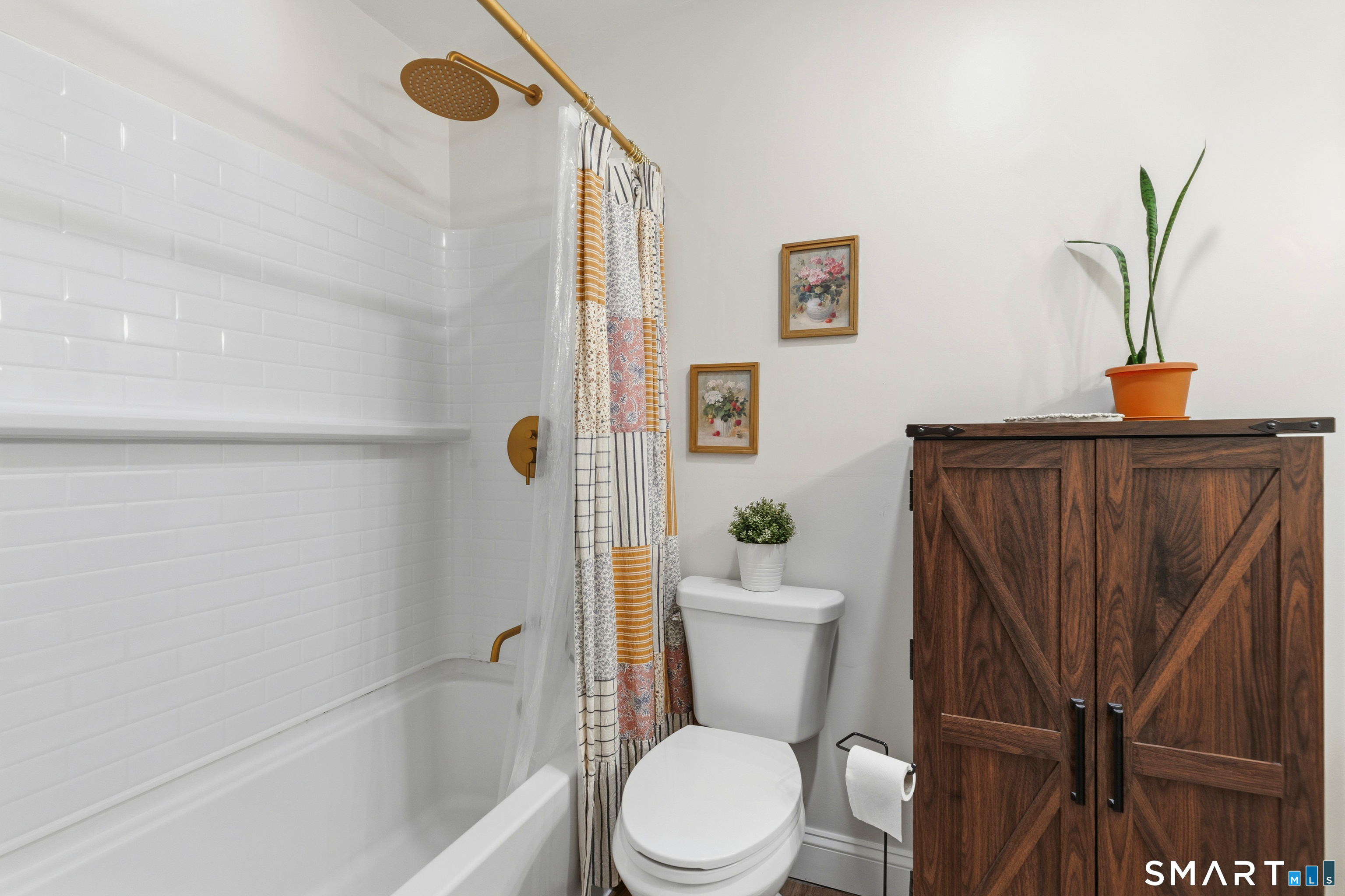 1 Meadow Lark Lane Stonington CT 06378
