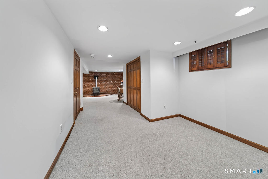 39 Green Hill Lane Cheshire CT 06410