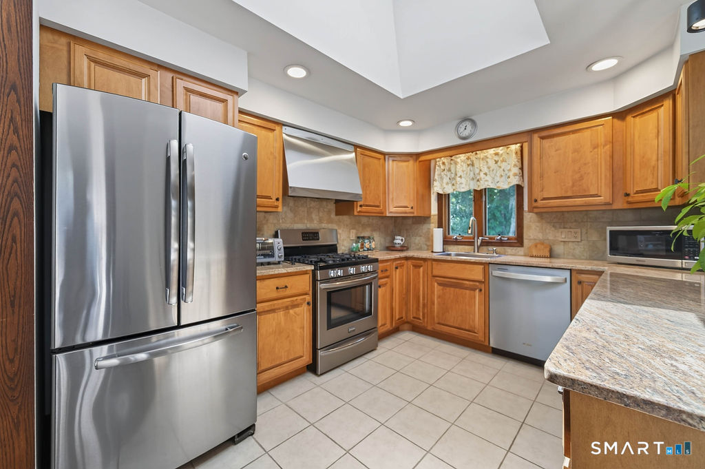 39 Green Hill Lane Cheshire CT 06410