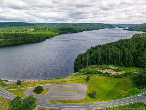 19 Ratlum Mountain Road Barkhamsted CT 06063