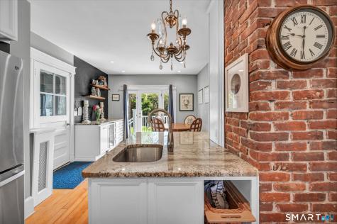 52 Stuart Street Newington CT 06111