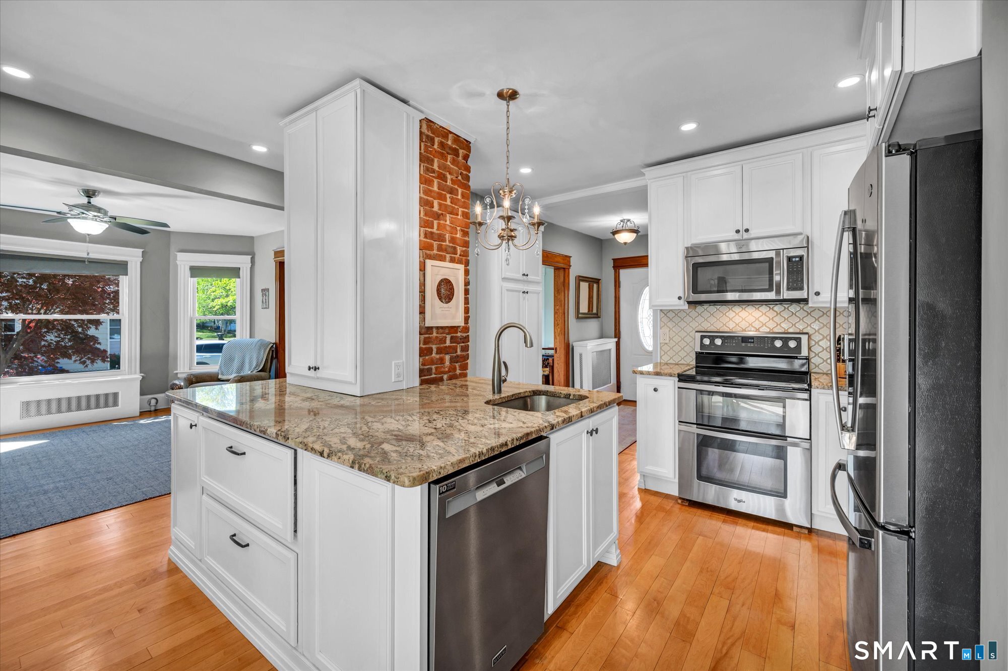 52 Stuart Street Newington CT 06111