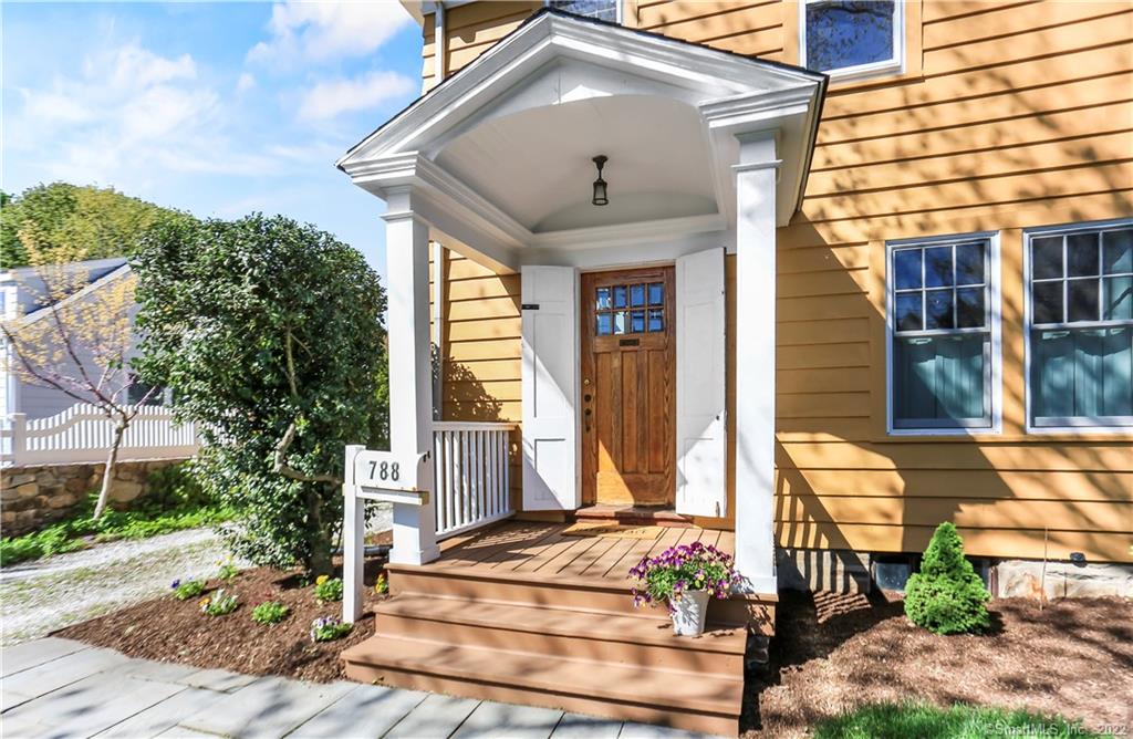 788 Stratfield Road Fairfield CT 06825