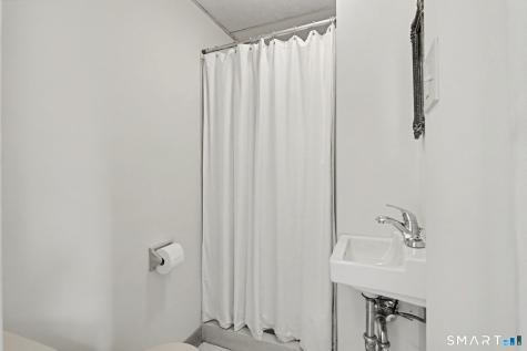 85 Eastlawn Street Fairfield CT 06824