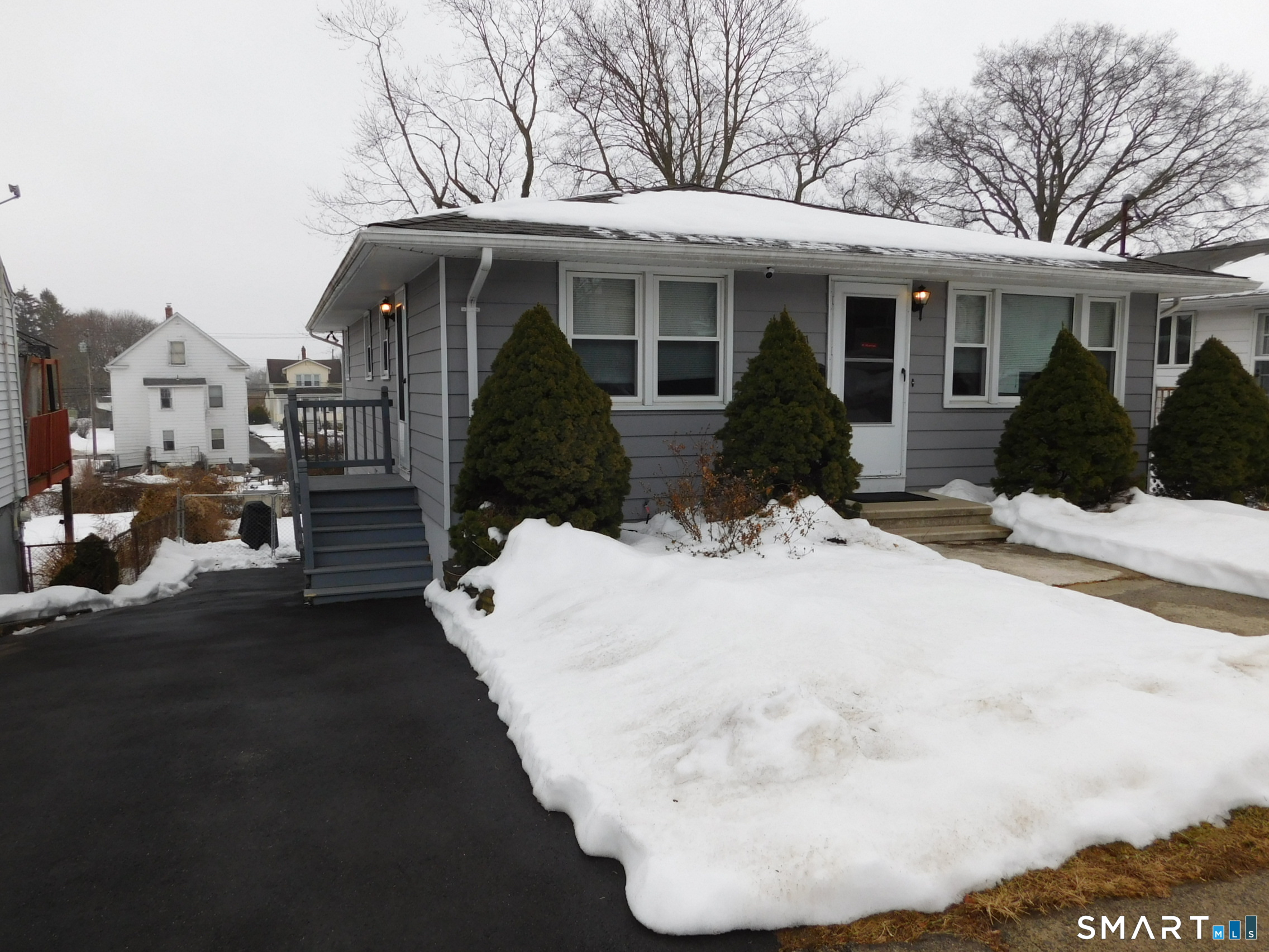 51 Hughes Street East Haven CT 06512