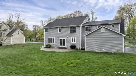 7 Harvest Glen East Lyme CT 06333