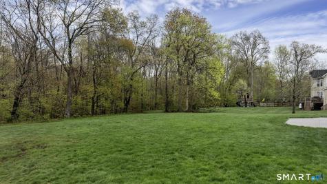 7 Harvest Glen East Lyme CT 06333