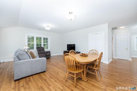 19 Westridge Drive Simsbury CT 06070