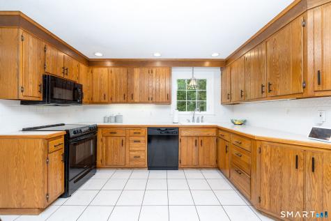 19 Westridge Drive Simsbury CT 06070