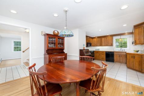 19 Westridge Drive Simsbury CT 06070