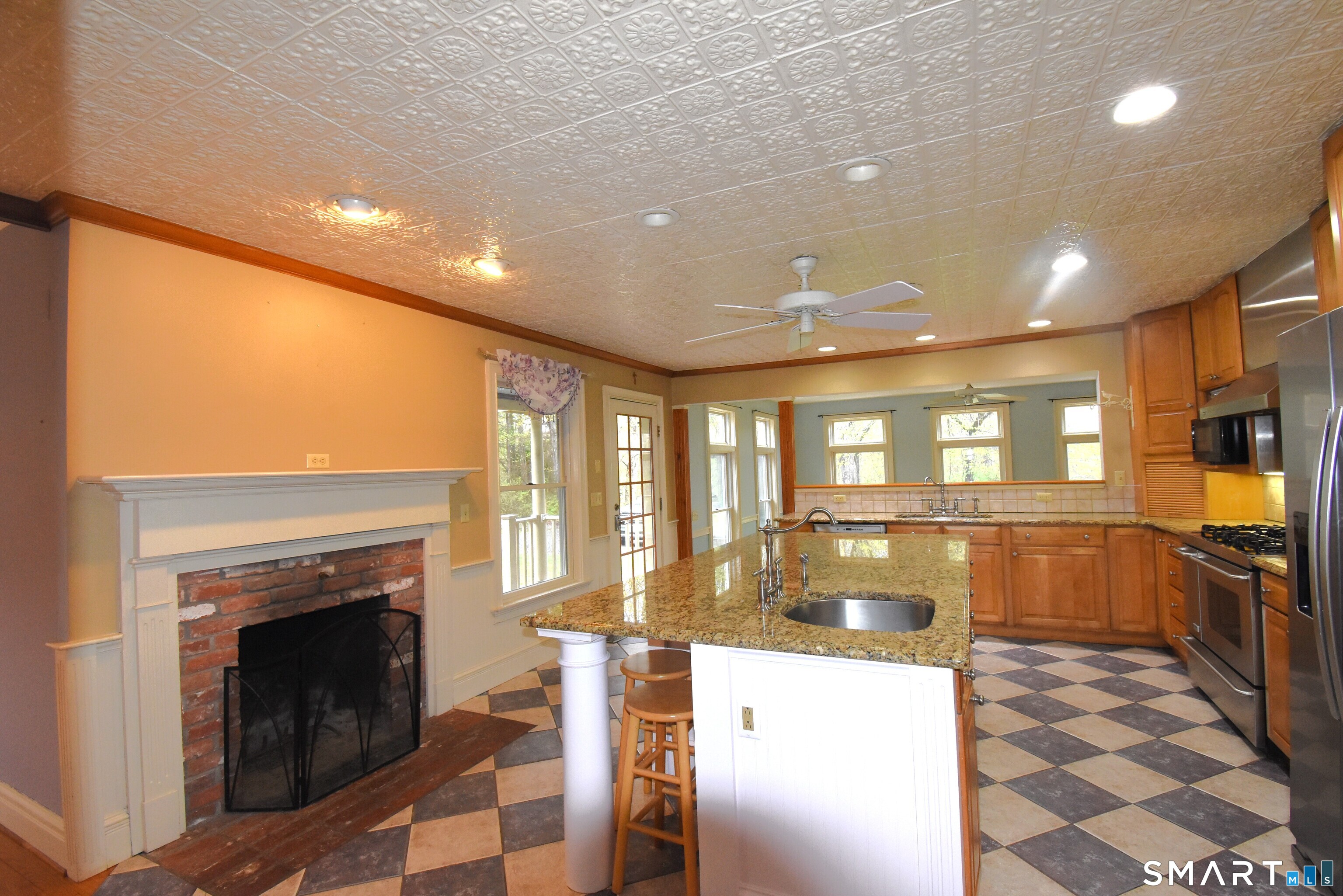 378 Lathrop Road Plainfield CT 06374