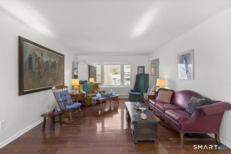 290 Tanglewood Circle Milford CT 06461